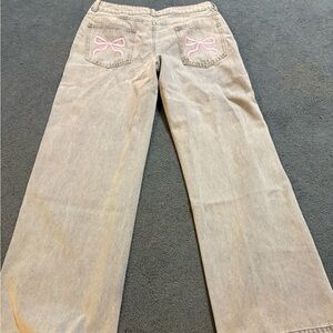 Edikted Light Gray Flare Jeans